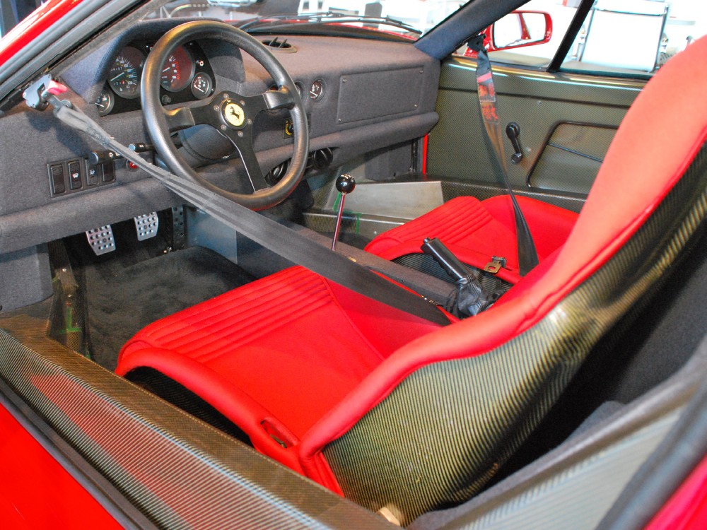 1990 Ferrari F40 Image 3