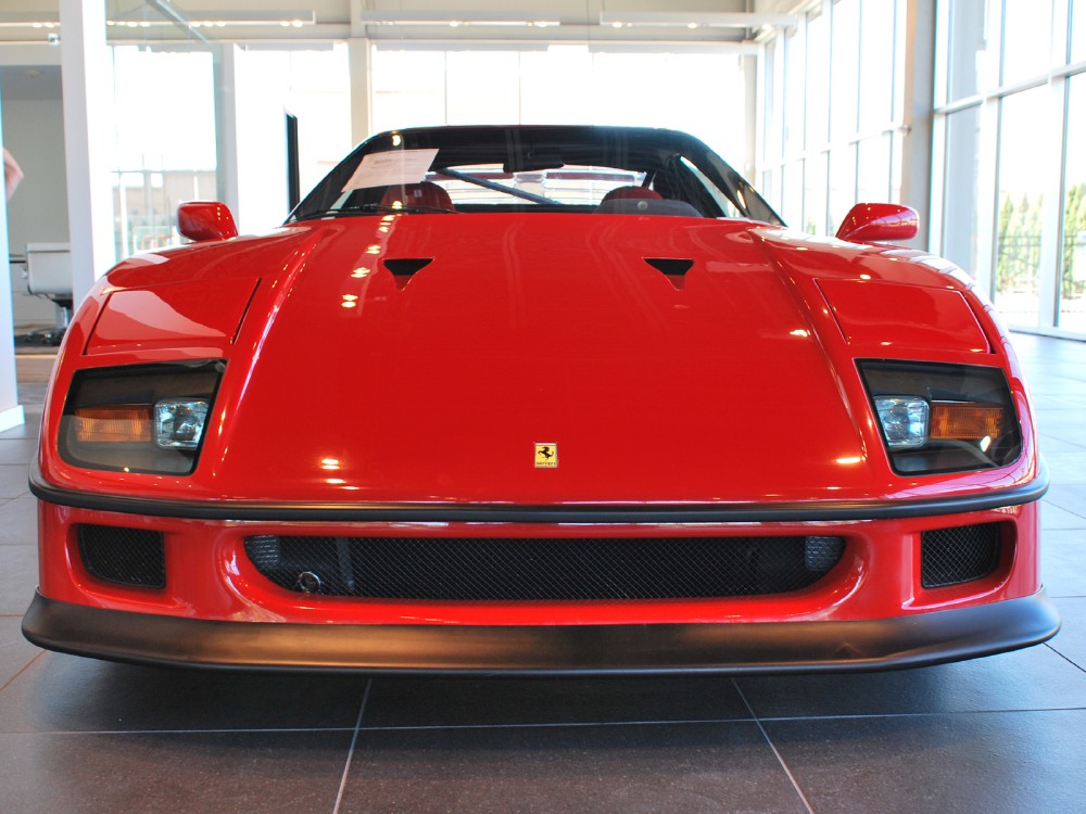 1990 Ferrari F40 Image 6
