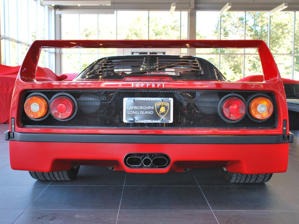 1990 Ferrari F40 Image 9
