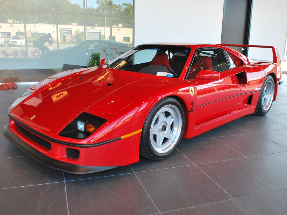 1990 Ferrari F40 Image 1