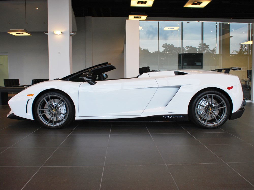 2013 Lamborghini Gallardo Image 10
