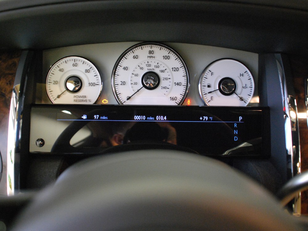 2012 Rolls-Royce Ghost Image 10