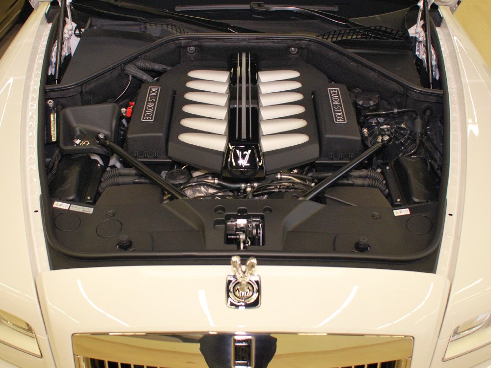 2012 Rolls-Royce Ghost Image 28