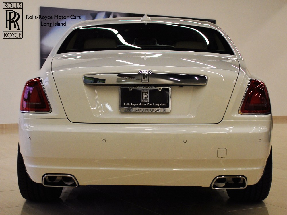 2012 Rolls-Royce Ghost Image 8