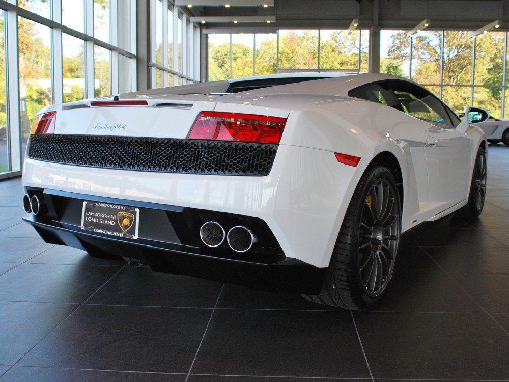 2013 Lamborghini Gallardo Image 2