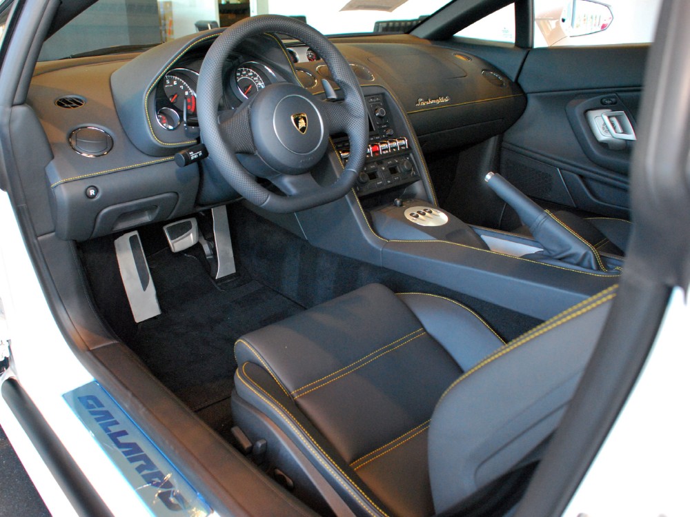 2013 Lamborghini Gallardo Image 3