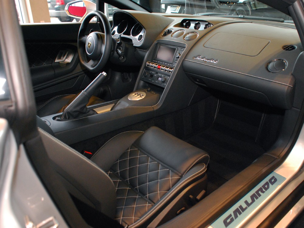 2012 Lamborghini Gallardo Image 13