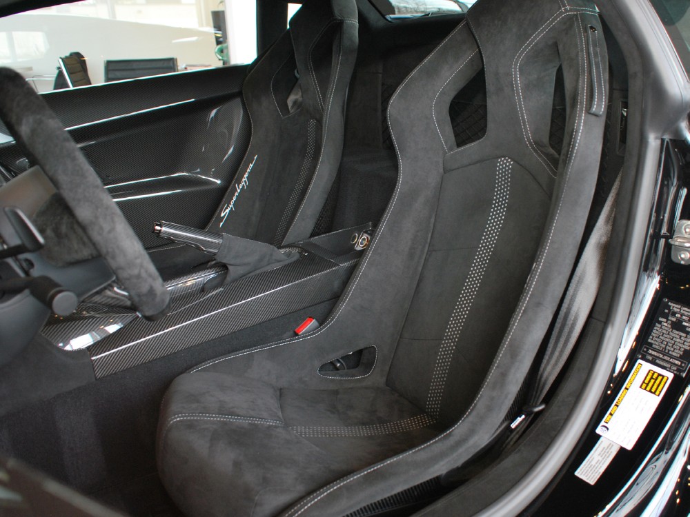 2013 Lamborghini Gallardo Image 11