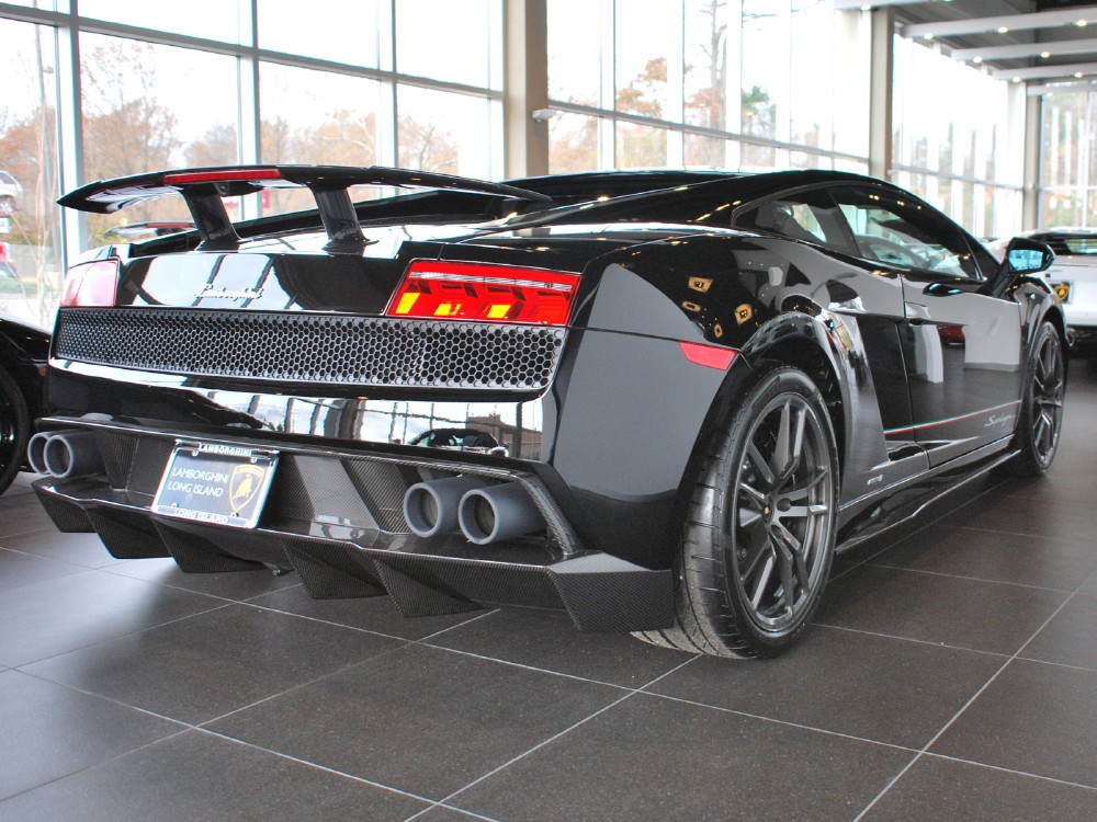 2013 Lamborghini Gallardo Image 2