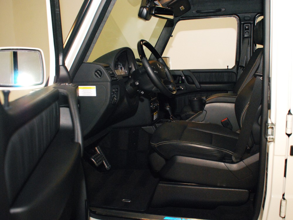 2011 Mercedes-Benz G55 Image 13
