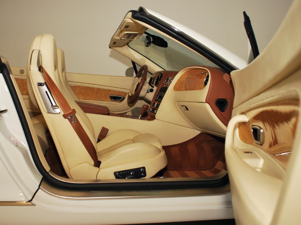 2007 Bentley Continental GT Convertible Image 24