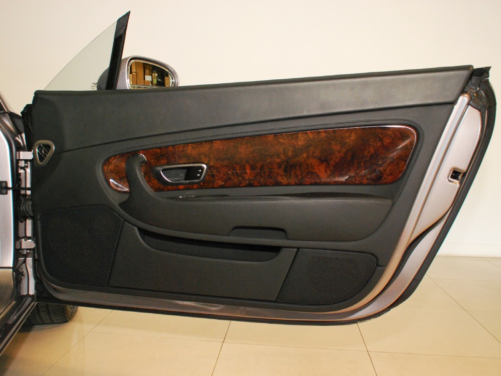 2005 Bentley Continental GT Image 19