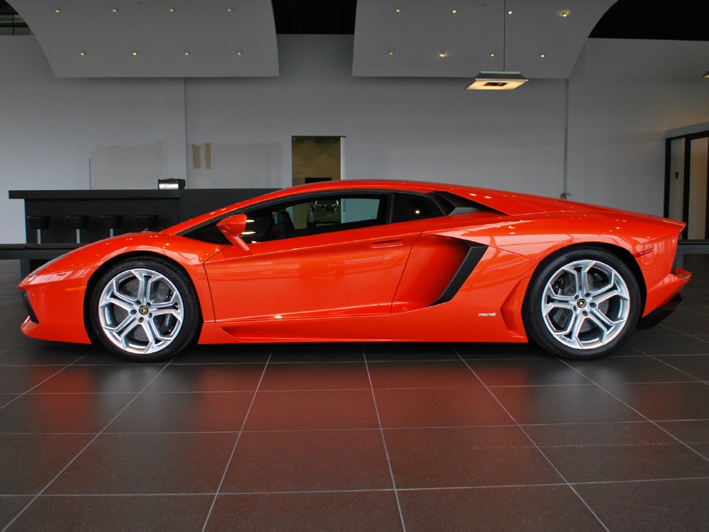 2012 Lamborghini Aventador Image 10