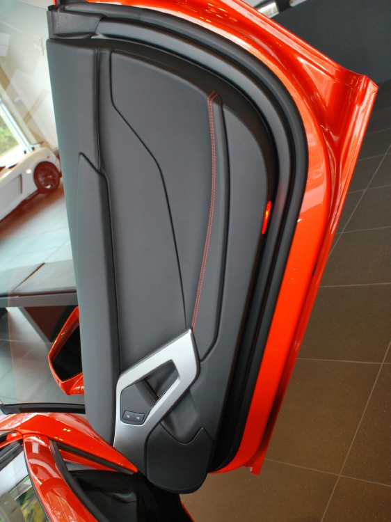 2012 Lamborghini Aventador Image 18