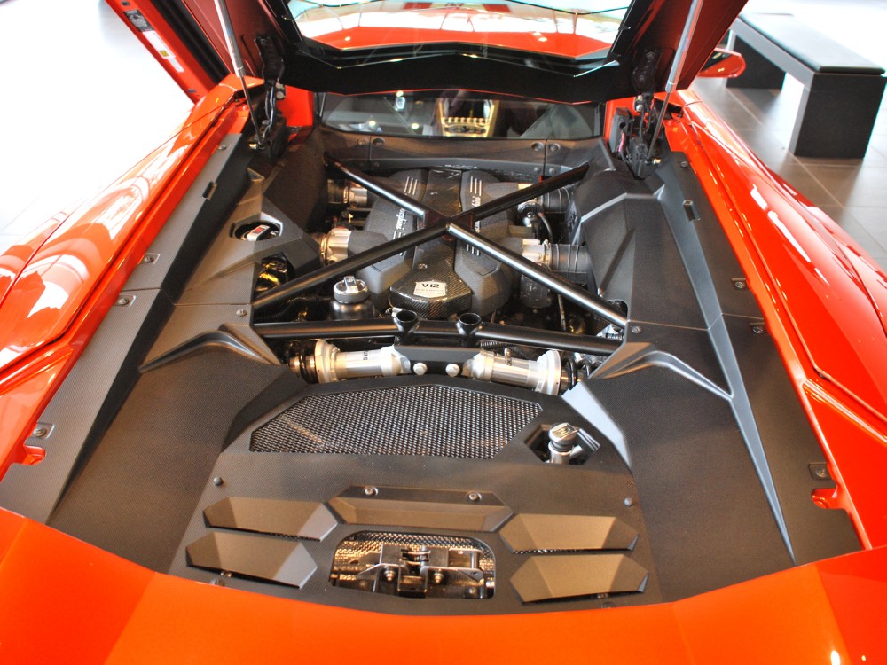 2012 Lamborghini Aventador Image 20