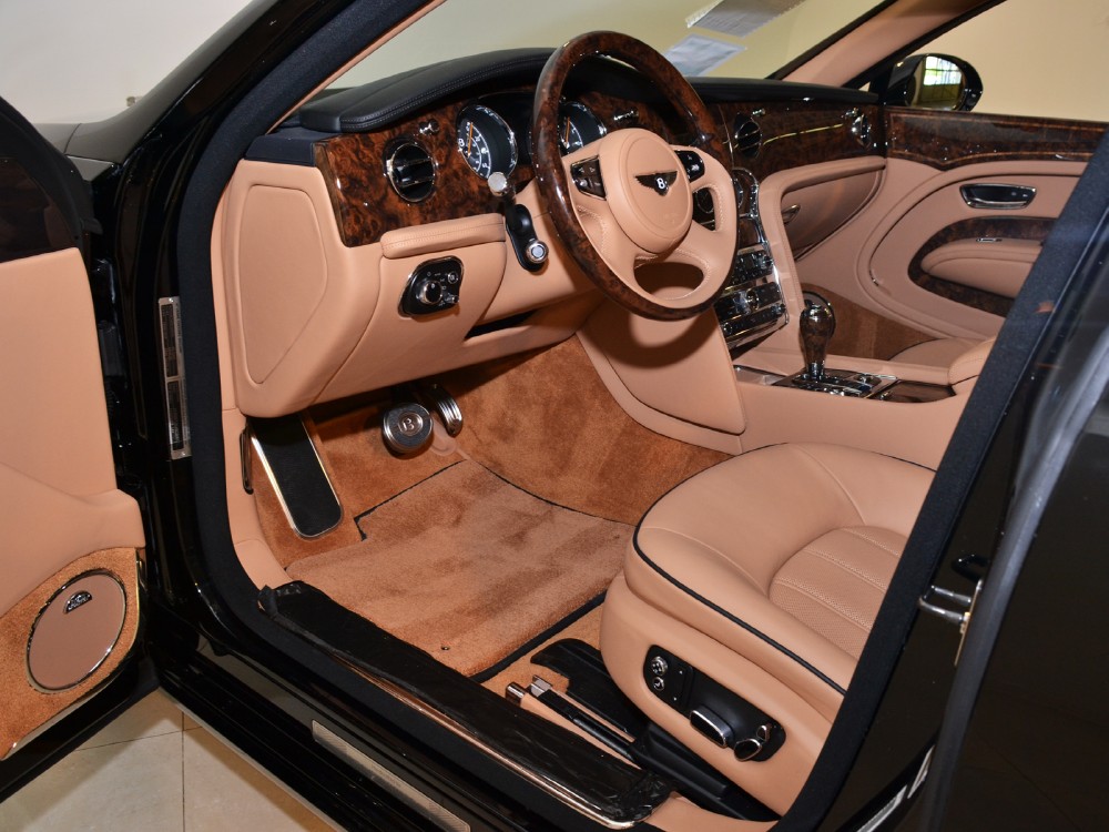 2011 Bentley Mulsanne Image 3
