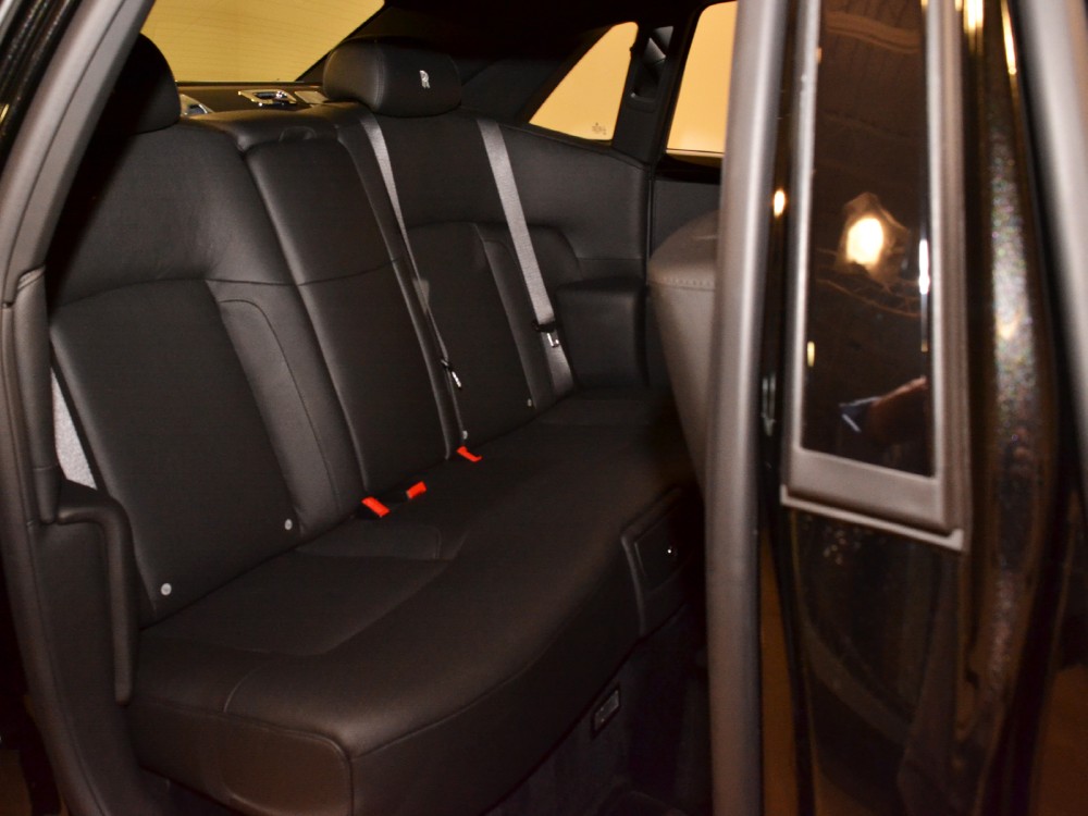 2012 Rolls-Royce Ghost Image 22