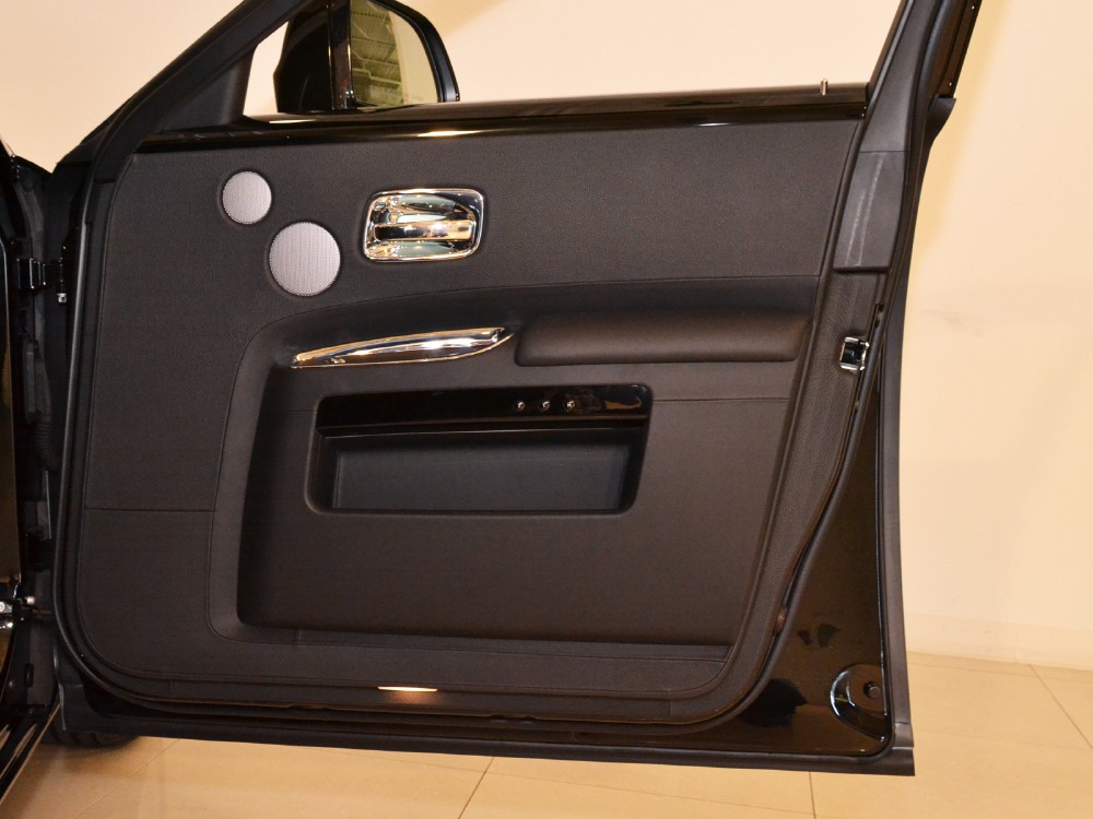 2012 Rolls-Royce Ghost Image 26