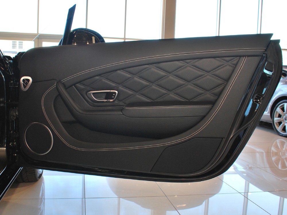 2012 Bentley Continental GT Image 17