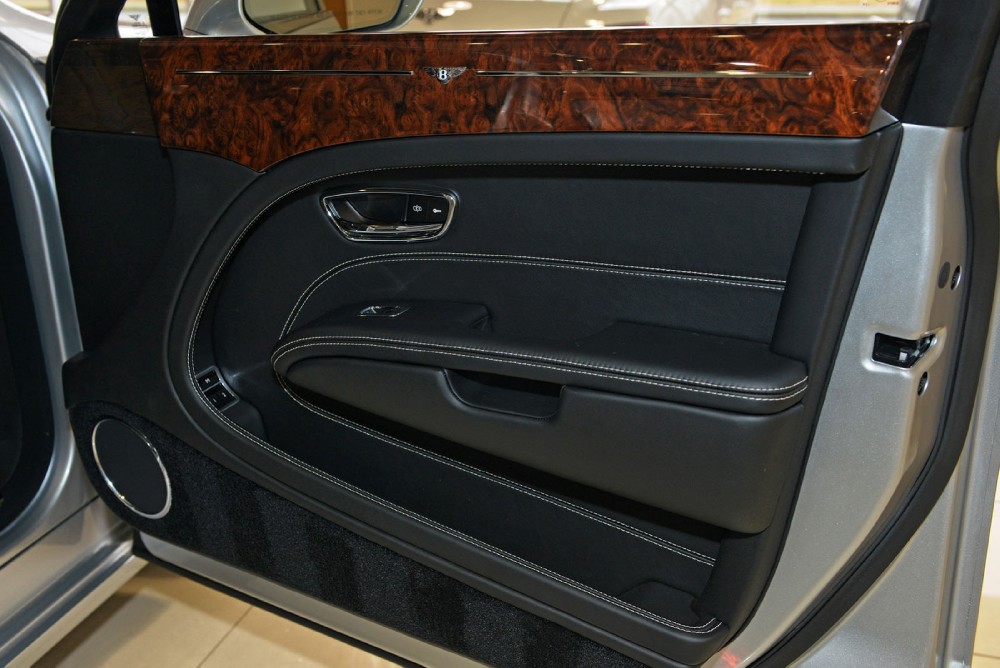 2013 Bentley Mulsanne Image 24