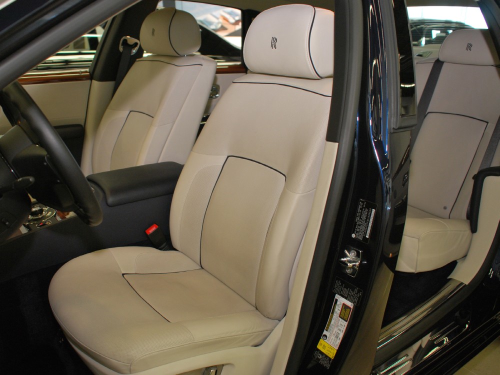 2011 Rolls-Royce Ghost Image 12