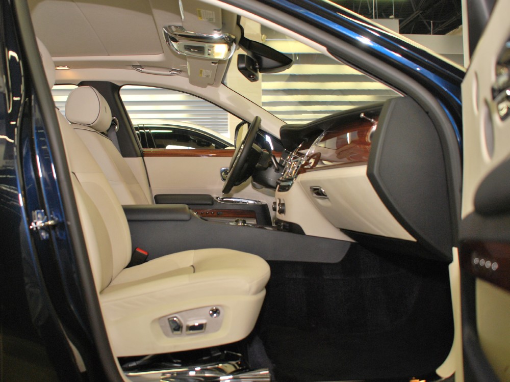 2011 Rolls-Royce Ghost Image 14