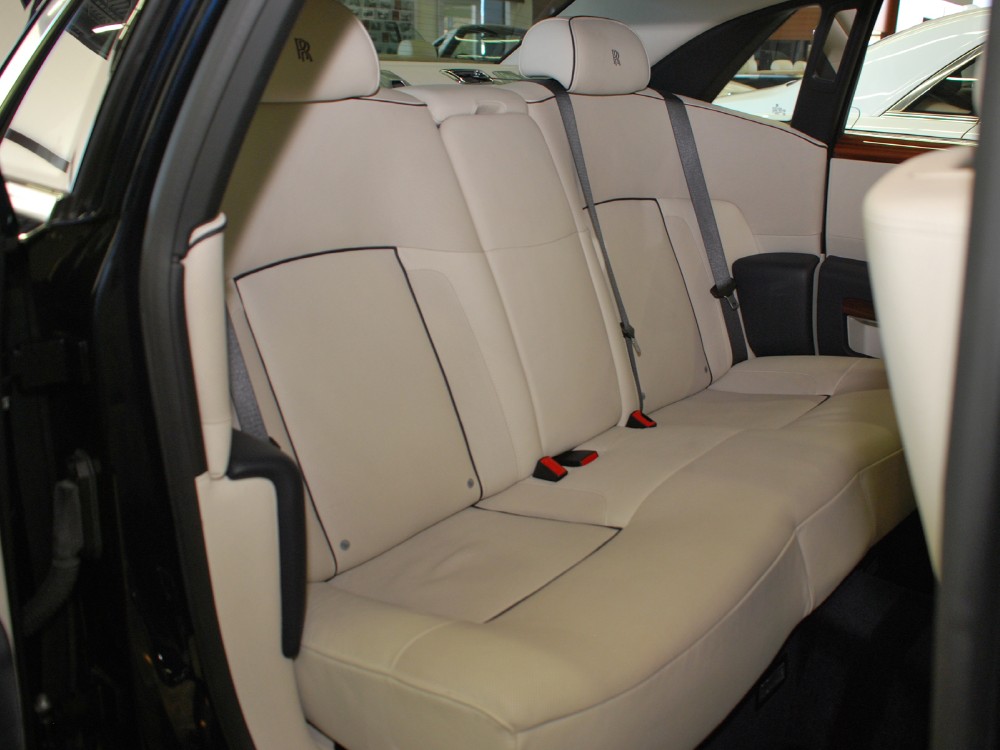 2011 Rolls-Royce Ghost Image 21