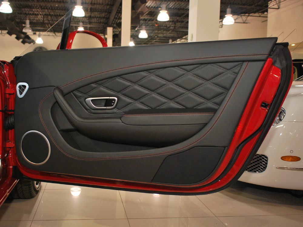 2013 Bentley Continental GT V8 Convertible Image 23