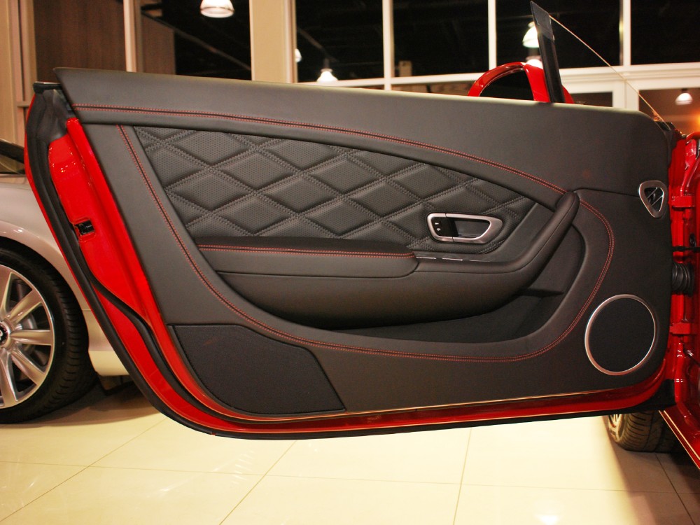 2013 Bentley Continental GT V8 Image 16