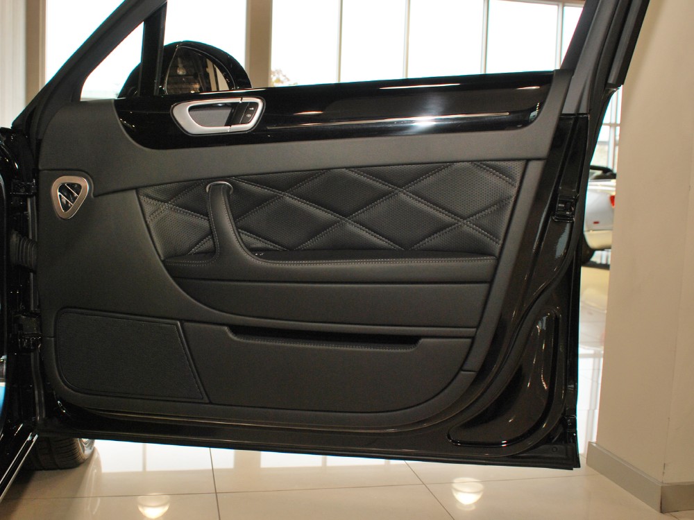 2013 Bentley Continental Flying Spur Image 23