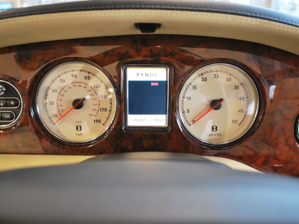 2009 Bentley Azure Image 15