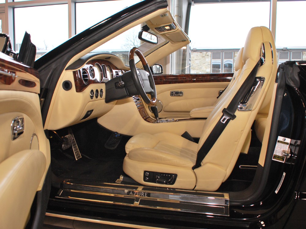 2009 Bentley Azure Image 16