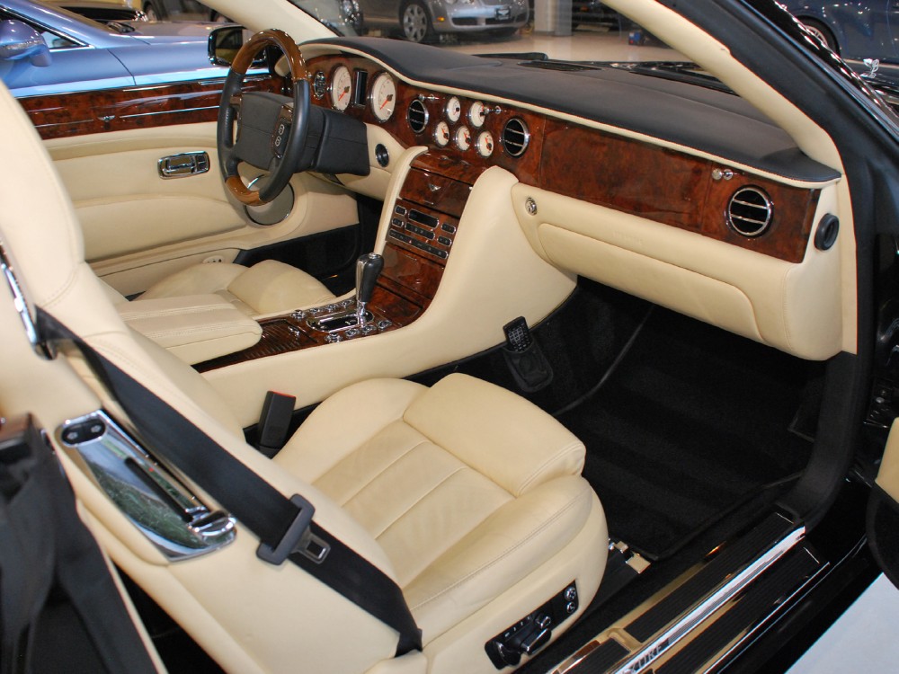 2009 Bentley Azure Image 19