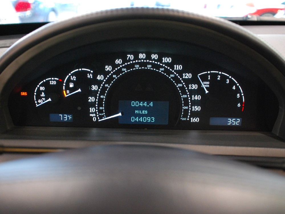 2004 Maybach 57 Image 11