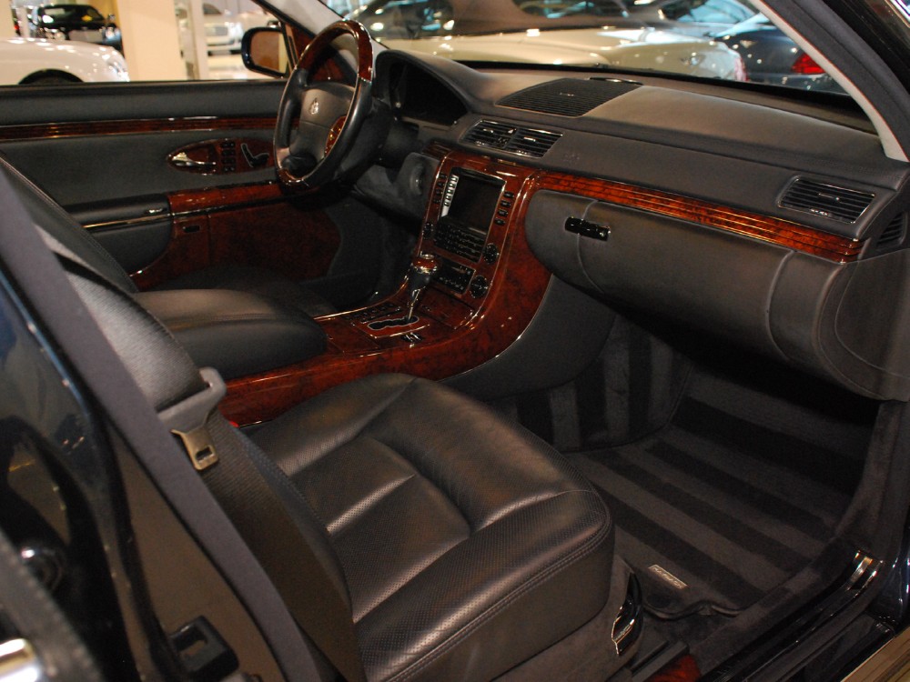 2004 Maybach 57 Image 14