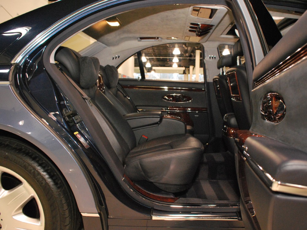 2004 Maybach 57 Image 19