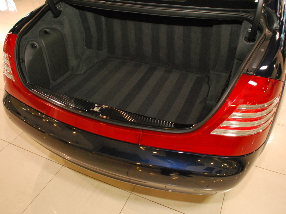 2004 Maybach 57 Image 27
