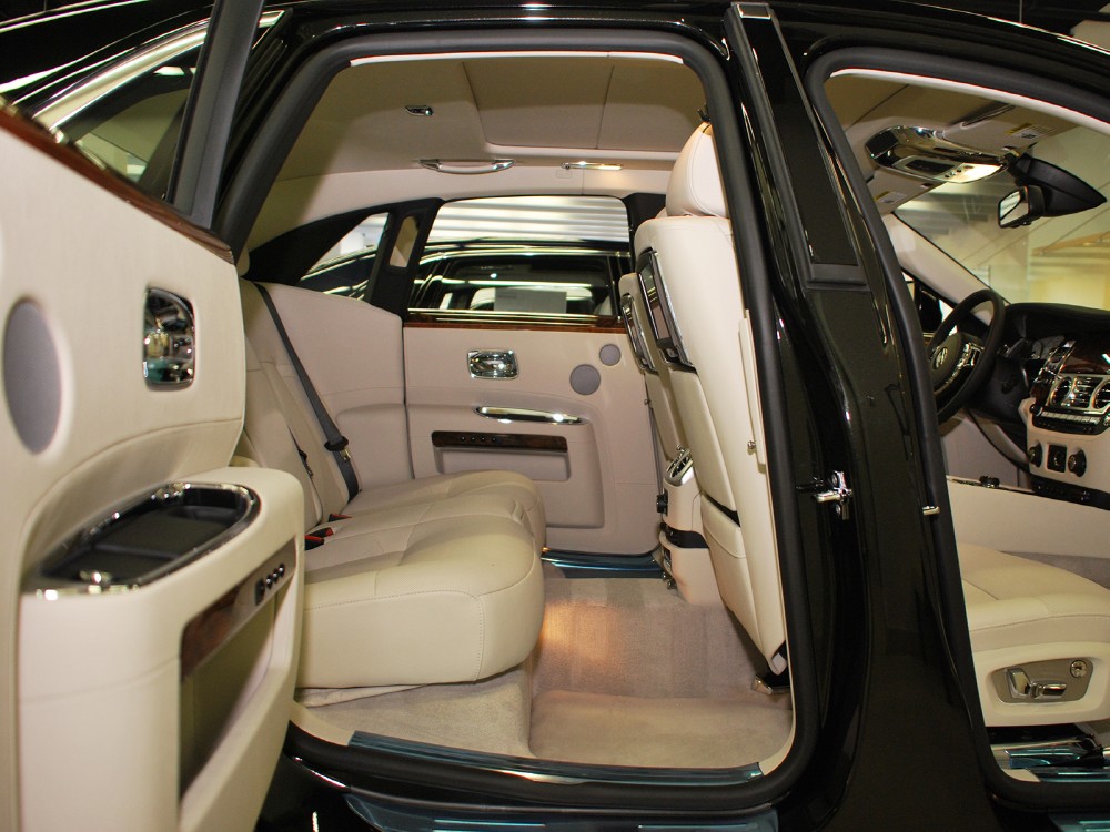 2012 Rolls-Royce Ghost Image 20