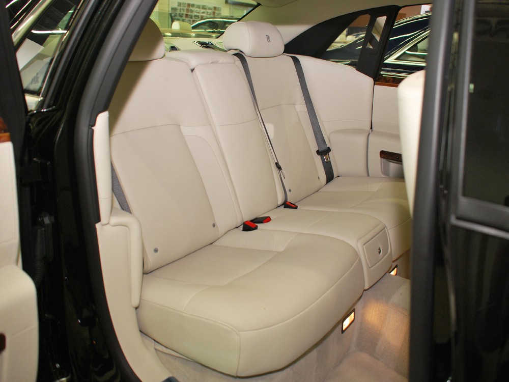 2012 Rolls-Royce Ghost Image 21