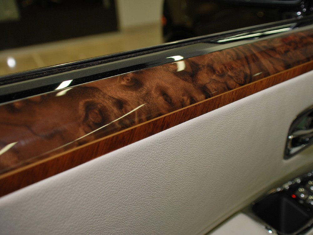 2012 Rolls-Royce Ghost Image 24