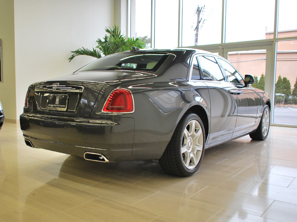 2012 Rolls-Royce Ghost Image 3