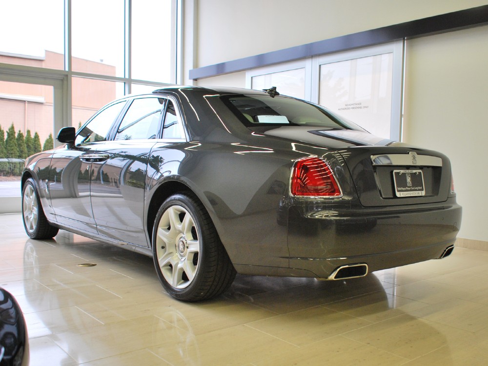 2012 Rolls-Royce Ghost Image 8