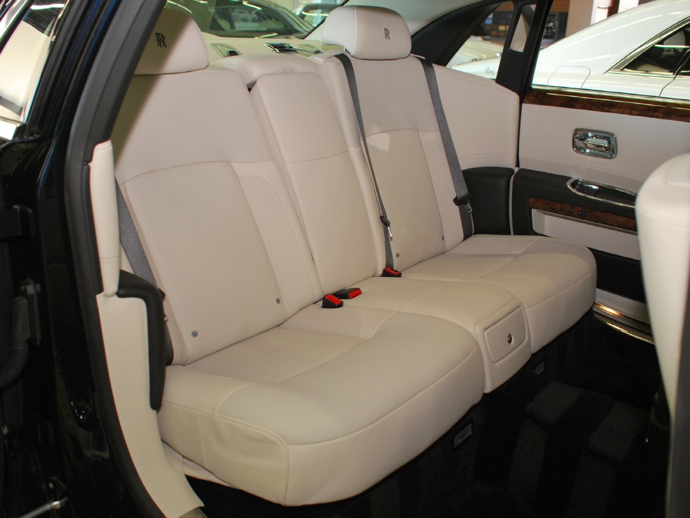 2012 Rolls-Royce Ghost EWB Image 16