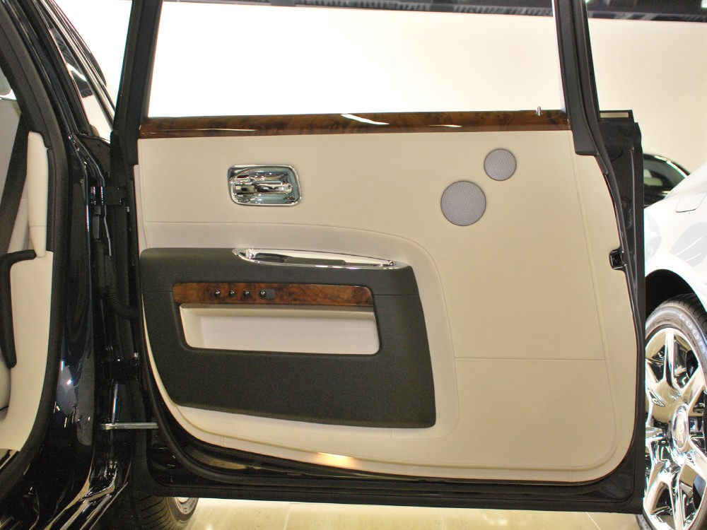 2012 Rolls-Royce Ghost EWB Image 21