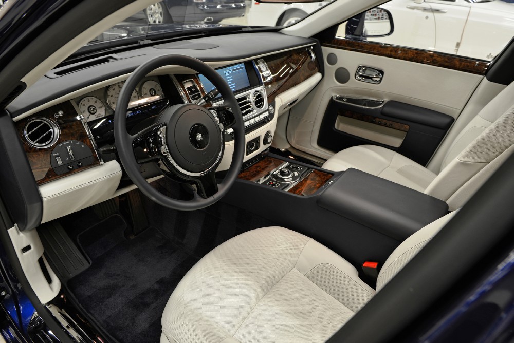 2012 Rolls-Royce Ghost EWB Image 3