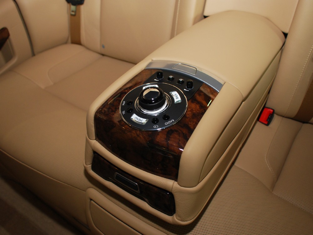 2012 Rolls-Royce Ghost Image 19