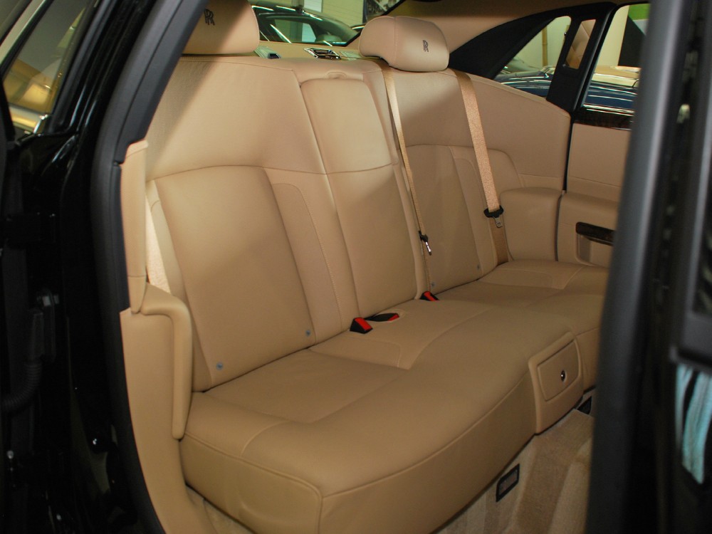 2012 Rolls-Royce Ghost Image 21
