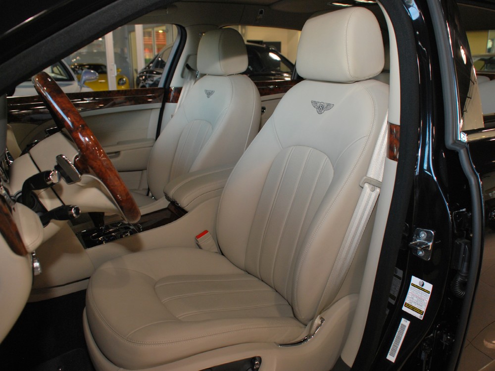 2012 Bentley Mulsanne Image 11