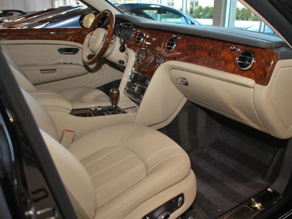 2012 Bentley Mulsanne Image 12
