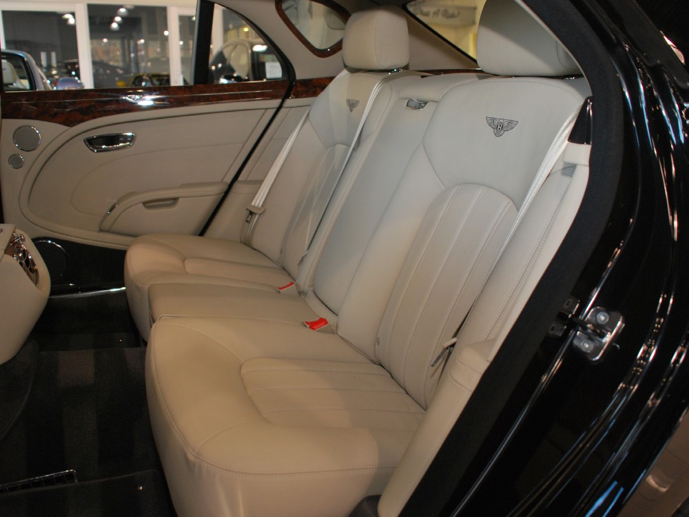 2012 Bentley Mulsanne Image 15